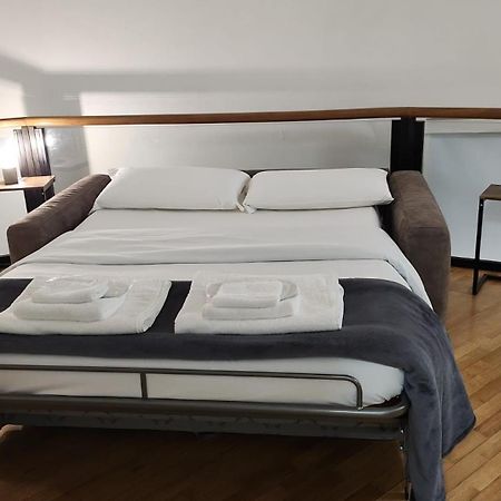 Trevi Suite Apartment - Barberini Рим Екстериор снимка