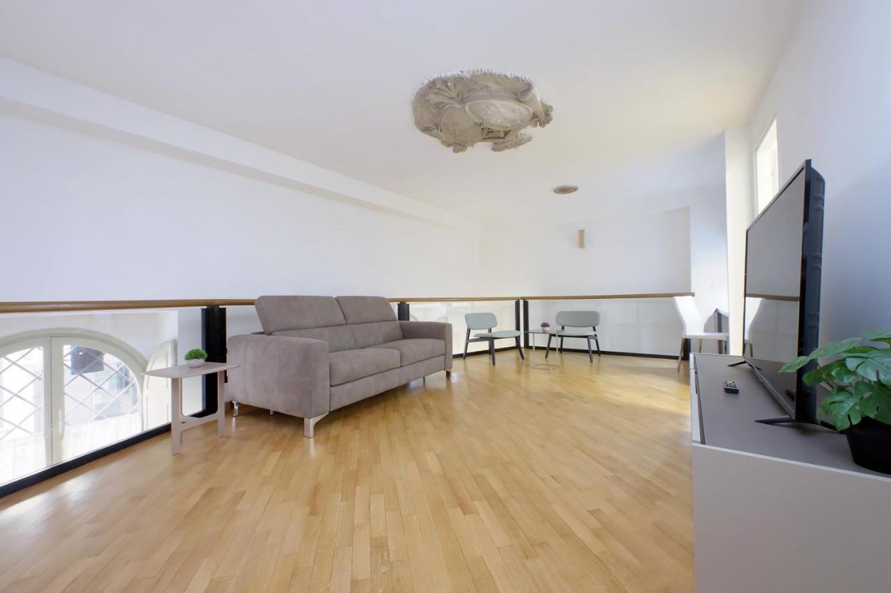 Trevi Suite Apartment - Barberini Рим Екстериор снимка